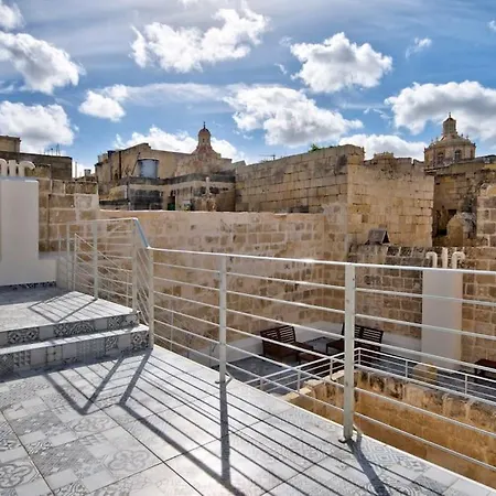 Old 7 By Vallettastay Appartement