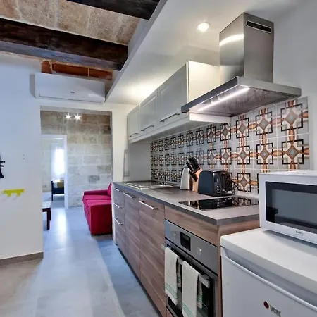 Old 7 By Vallettastay Appartement *