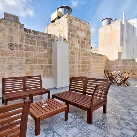 Old 7 By Vallettastay Valletta