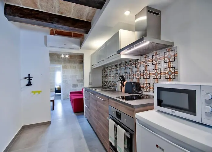 Old 7 By Vallettastay Apartament *